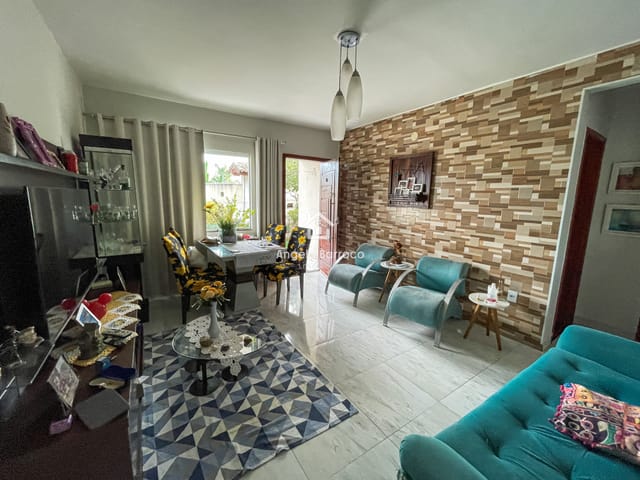 Casa 2 quartos e 3 banheiros, à venda, no bairro Itaocaia Valley (Itaipuaçu) em Maricá