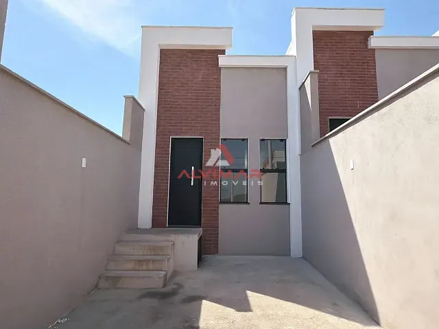 Casa 2 quartos e 1 banheiro, à venda, no bairro Bairro de Fátima (Califórnia da Barra) em Barra do Piraí