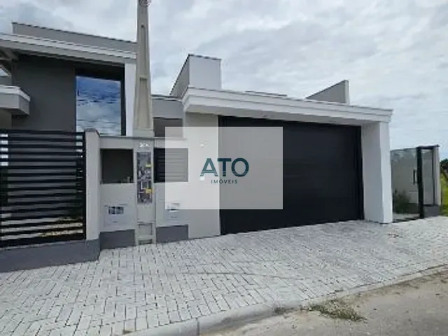 Casa com 126m² 2 quartos e 2 banheiros, à venda, no bairro areias em Tijucas