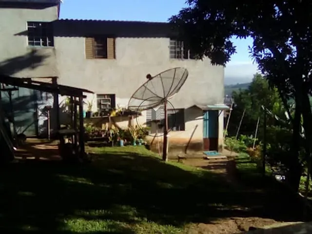 Casa com 450m² 3 quartos e 2 banheiros, à venda, no bairro Cajuru  em Pindamonhangaba