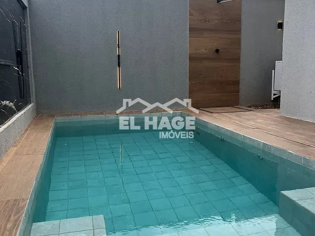 Casa com 257m² 4 quartos e 6 banheiros, à venda, no bairro Ribeirão do Lipa em Cuiabá