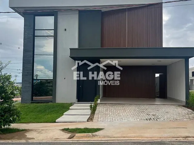 Casa com 257m² 4 quartos e 6 banheiros, à venda, no bairro Ribeirão do Lipa em Cuiabá