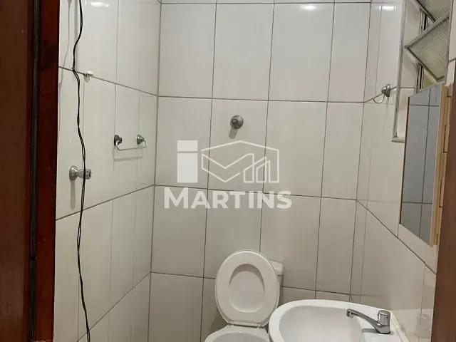 Casa 1 quarto e 1 banheiro, para alugar, no bairro Jardim São Mateus em Taboão da Serra