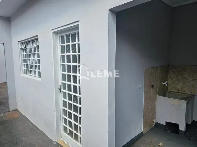 Casa com 209m² 3 quartos e 2 banheiros, à venda, no bairro Vila Naufel em Mococa