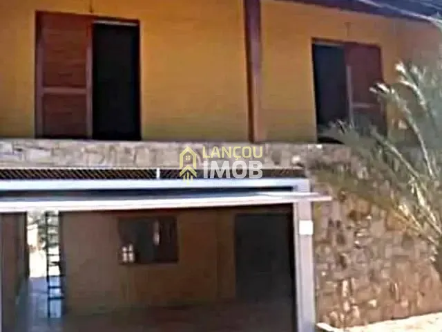 Sobrado com 250m² 2 quartos e 1 banheiro, à venda, no bairro Condomínio Vista Alegre em Jundiaí