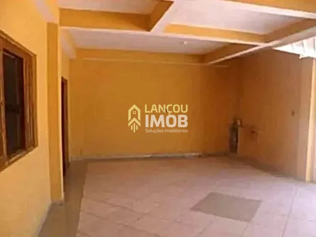 Sobrado com 250m² 2 quartos e 1 banheiro, à venda, no bairro Condomínio Vista Alegre em Jundiaí