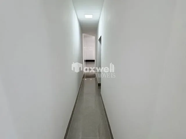 Casa com 180m² 3 quartos e 2 banheiros, à venda, no bairro Residencial Solar Central Park em Aparecida de Goiânia