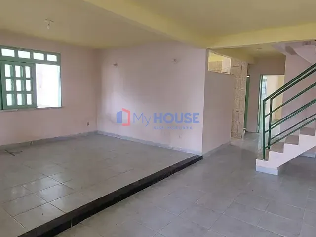 Casa 5 quartos e 6 banheiros, para alugar, no bairro Nossa Senhora da Vitória em Ilhéus