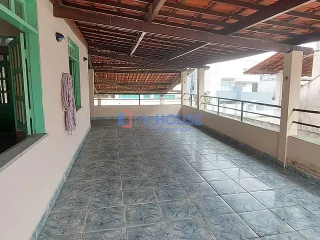 Casa 5 quartos e 6 banheiros, para alugar, no bairro Nossa Senhora da Vitória em Ilhéus