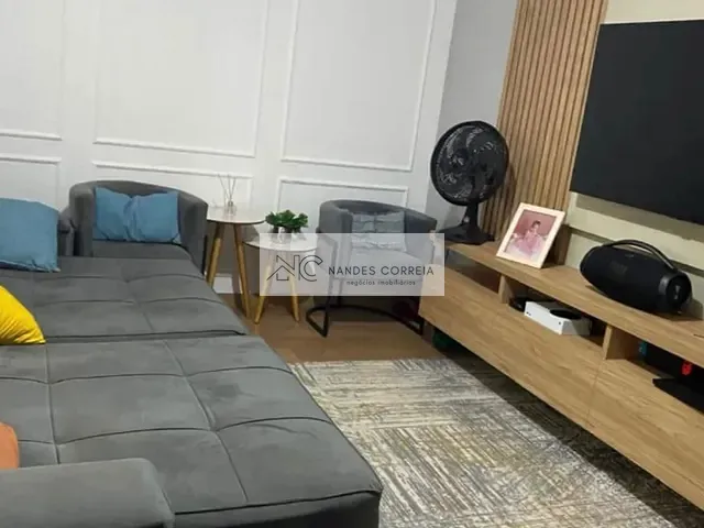 Casa 3 quartos e 2 banheiros, à venda, no bairro Leonor em Londrina