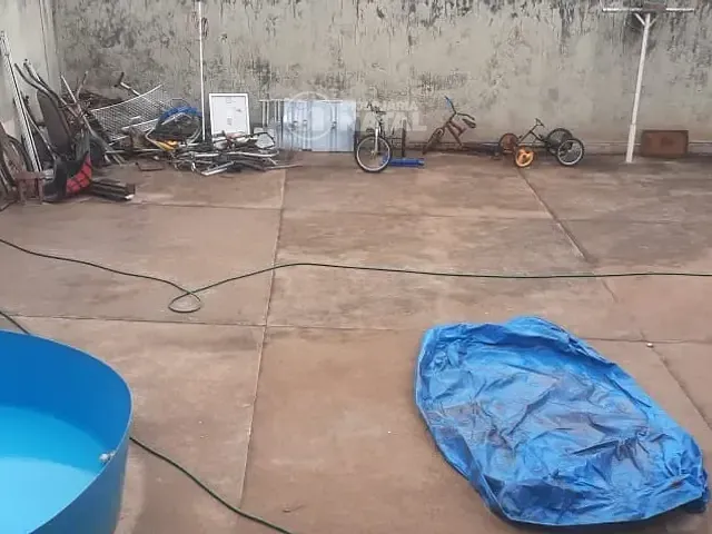 Casa com 250m² 2 quartos e 1 banheiro, à venda, no bairro Progresso em Londrina