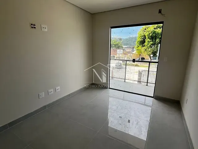Casa 2 quartos e 2 banheiros, à venda, no bairro São José do Imbassaí em Maricá