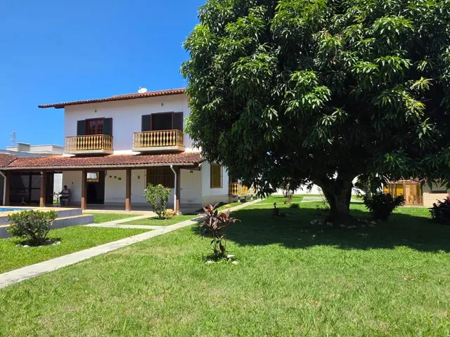 Casa 5 quartos e 4 banheiros, à venda, no bairro Extensão do Bosque em Rio das Ostras