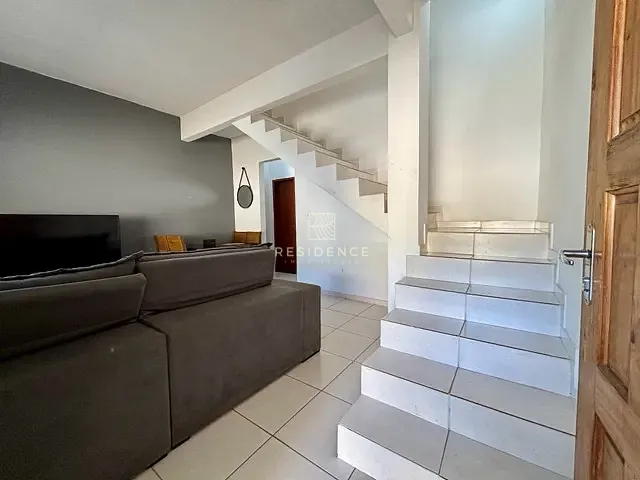 Casa 2 quartos e 2 banheiros, à venda, no bairro Mangueira- em Avenida Waldomiro Peres Gonçalves