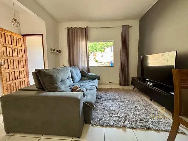 Casa 2 quartos e 2 banheiros, à venda, no bairro Mangueira- em Avenida Waldomiro Peres Gonçalves