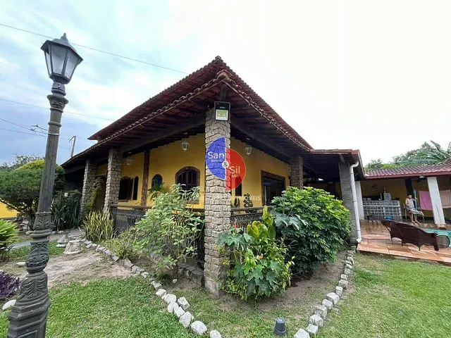 Casa com 720m² 6 quartos e 2 banheiros, à venda, no bairro Jardim da Paz (Praia de Mauá) em Magé