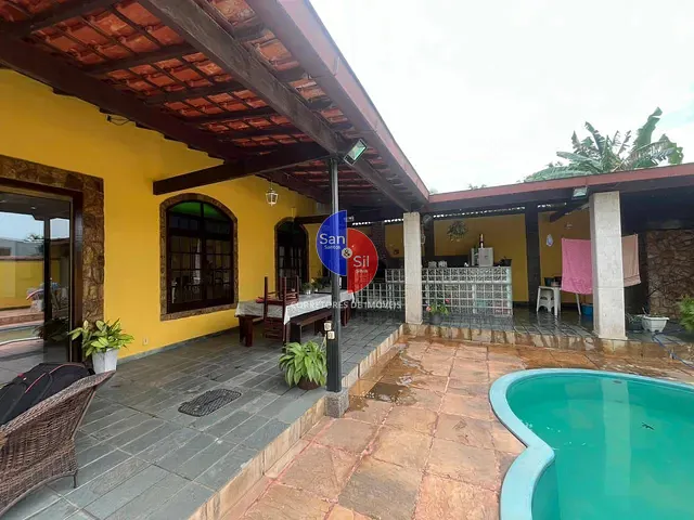 Casa com 720m² 6 quartos e 2 banheiros, à venda, no bairro Jardim da Paz (Praia de Mauá) em Magé