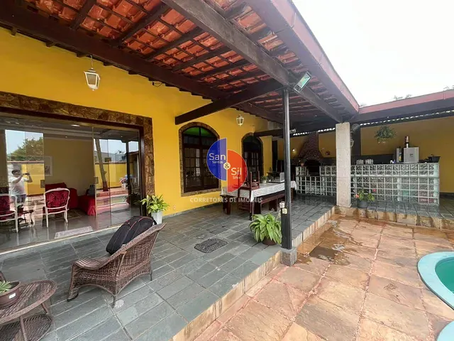 Casa com 720m² 6 quartos e 2 banheiros, à venda, no bairro Jardim da Paz (Praia de Mauá) em Magé
