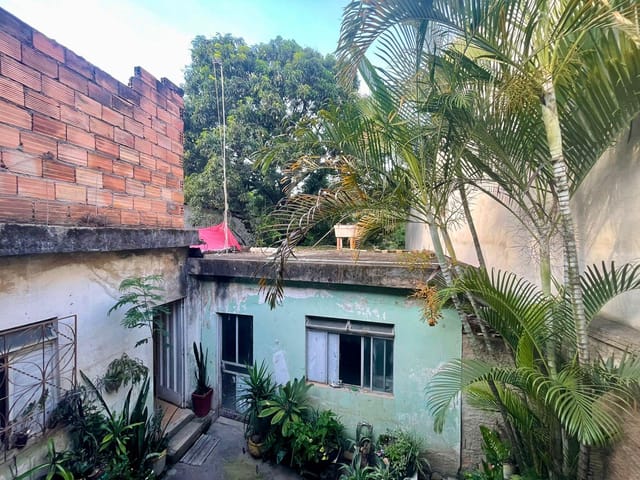 Casa 5 quartos e 2 banheiros, à venda, no bairro Tupi B em Belo Horizonte