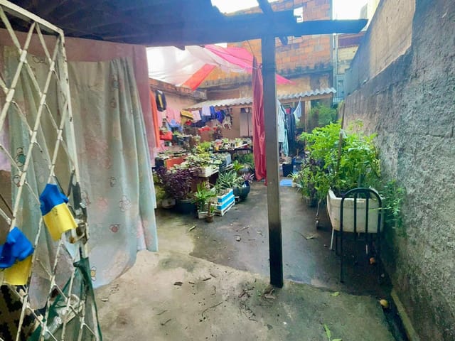 Casa 5 quartos e 2 banheiros, à venda, no bairro Tupi B em Belo Horizonte