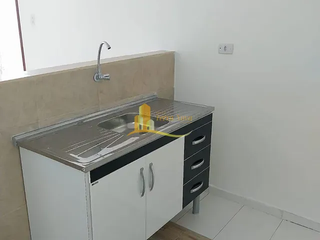 Casa 1 quarto e 1 banheiro, para alugar, no bairro Vila Carmosina em São Paulo