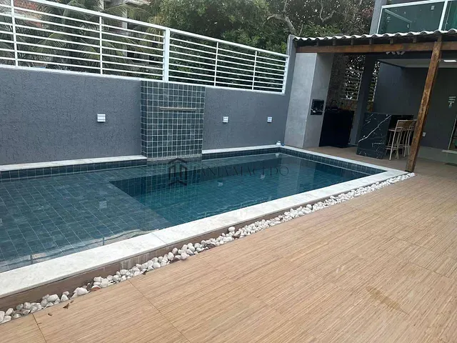 Casa com 128m² 4 quartos e 3 banheiros, à venda, no bairro Tamandaré em Tamandaré