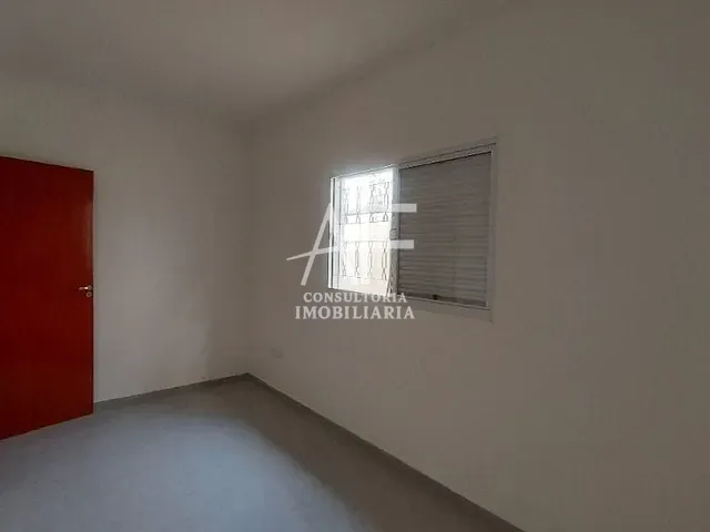 Casa com 150m² 2 quartos e 1 banheiro, à venda, no bairro Jardim Gurilândia em Taubaté