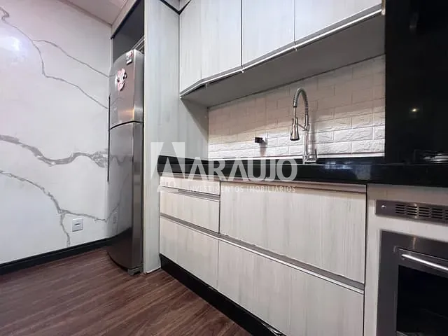 Casa com 74m² 2 quartos e 3 banheiros, à venda, no bairro Cordeiros em Itajaí