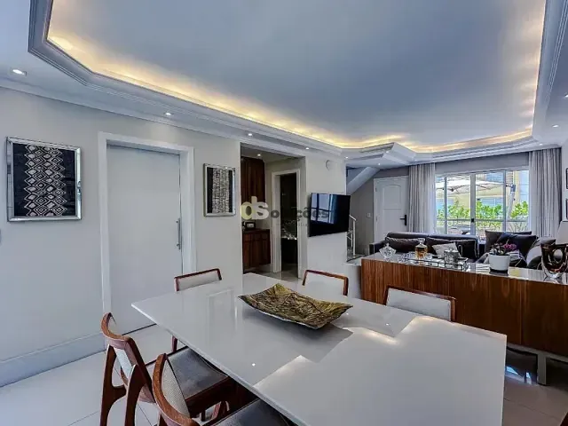 Casa 3 quartos e 4 banheiros, à venda, no bairro Vila Mariana em São Paulo