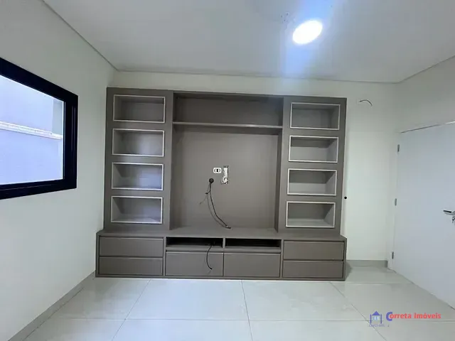 Casa 3 quartos e 5 banheiros, à venda, no bairro Residencial Costa Leste em Três Lagoas