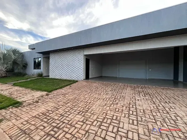 Casa 3 quartos e 5 banheiros, à venda, no bairro Residencial Costa Leste em Três Lagoas