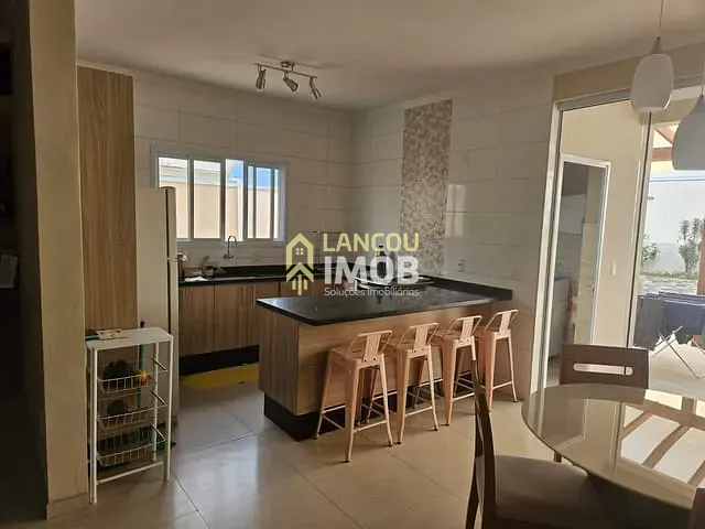 Casa 3 quartos e 1 banheiro, à venda, no bairro Chácaras São Guido em Várzea Paulista