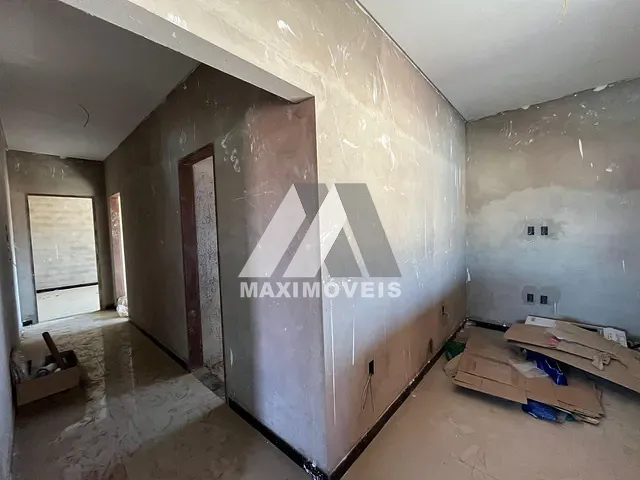 Casa com 360m² 5 quartos e 3 banheiros, à venda, no bairro Planalto Vila Magnólia em Araçuaí