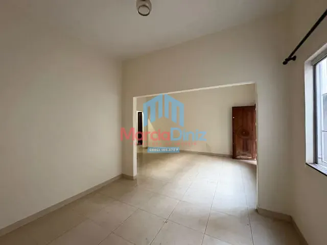 Casa 3 quartos e 2 banheiros, para alugar, no bairro Centro em Ituverava