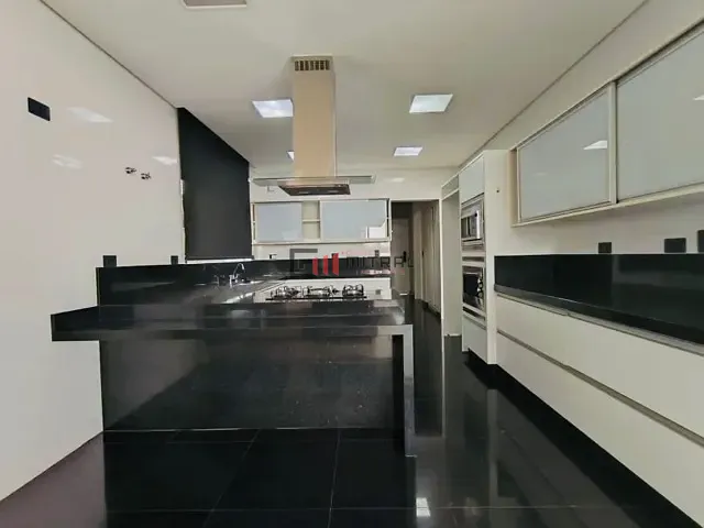Casa 4 quartos e 6 banheiros, à venda, no bairro Esperança em Londrina