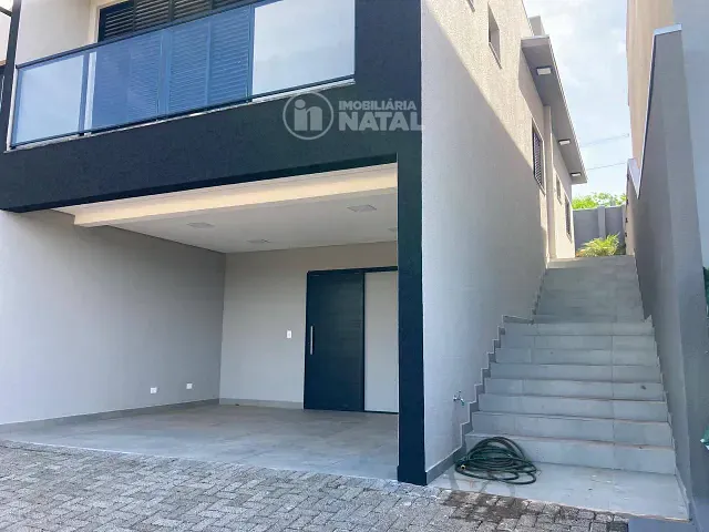 Casa com 264m² 3 quartos e 4 banheiros, à venda ou para alugar, no bairro Conjunto Habitacional Alexandre Urbanas em Londrina
