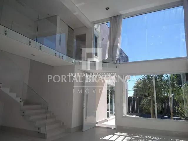 Casa com 623m² 3 quartos e 6 banheiros, à venda ou para alugar, no bairro Condomínio Residencial Fazenda Santa Helena em Bragança Paulista