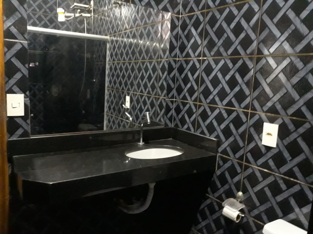 Casa com 3 quartos, 1 suíte, 4 salas, 3 banhos 3 pavimentos à venda, Pouso Alegre, Vespasiano, MG. Com vista definitiva e maravilhosa. miniatura 22