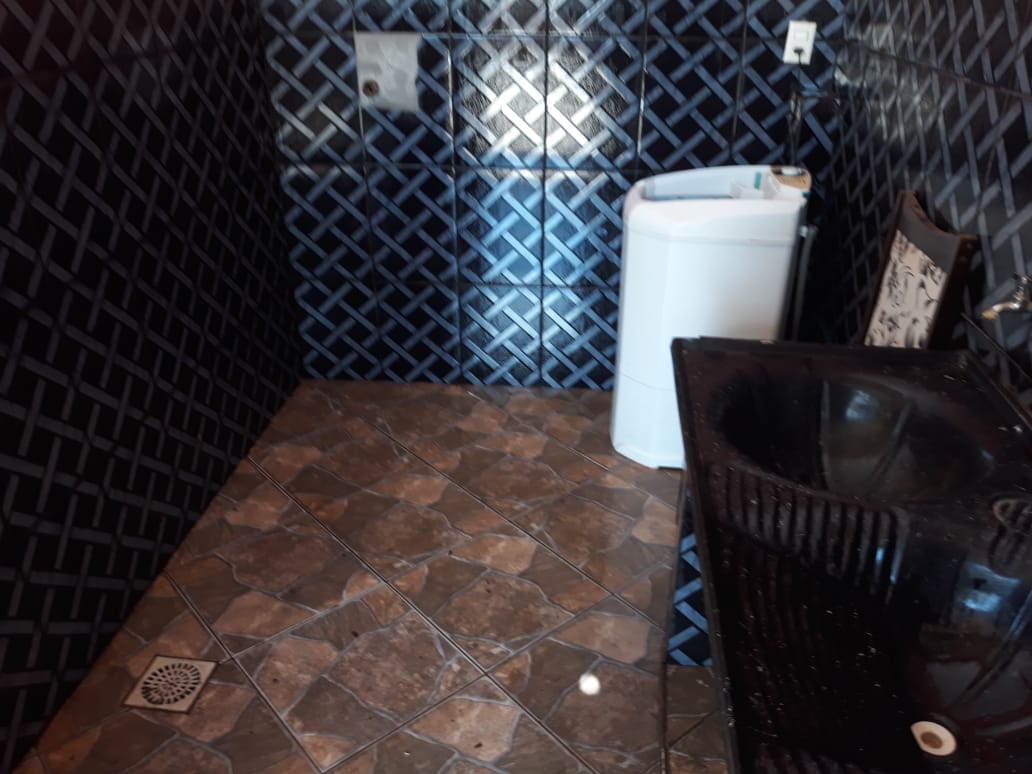 Casa com 3 quartos, 1 suíte, 4 salas, 3 banhos 3 pavimentos à venda, Pouso Alegre, Vespasiano, MG. Com vista definitiva e maravilhosa. miniatura 10
