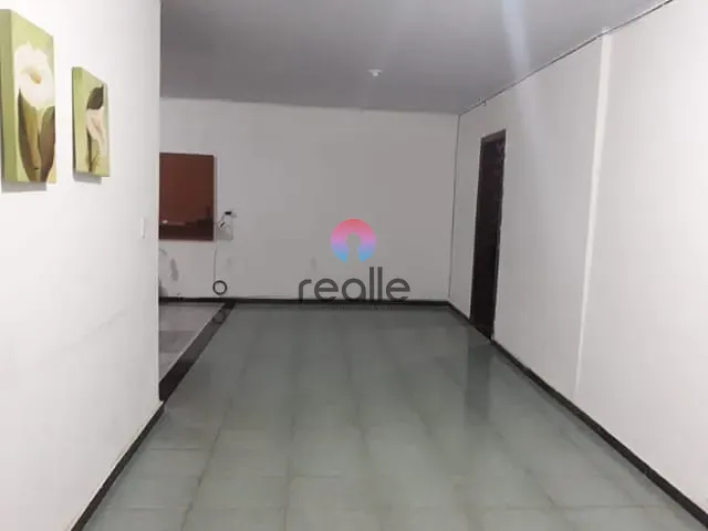 Casa com 360m² 3 quartos e 3 banheiros, à venda, no bairro Pouso Alegre em Vespasiano