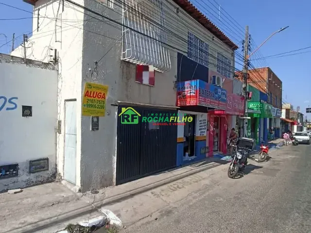 Casa com 55m² 2 quartos e 1 banheiro, para alugar, no bairro Itararé em Teresina