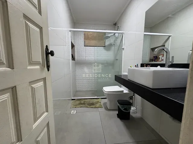 Casa 4 quartos e 3 banheiros, à venda, no bairro Vila Mury em Volta Redonda