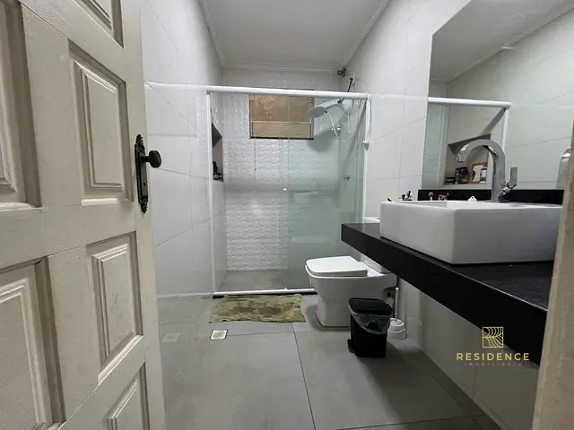 Casa 4 quartos e 3 banheiros, à venda, no bairro Vila Mury em Volta Redonda
