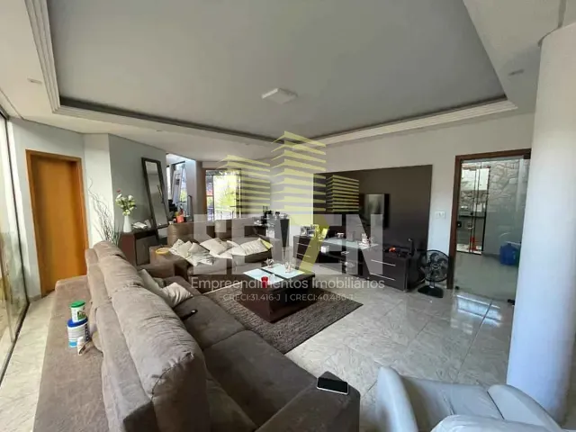 Casa com 360m² 3 quartos e 4 banheiros, à venda, no bairro Jardim Estoril em Bauru