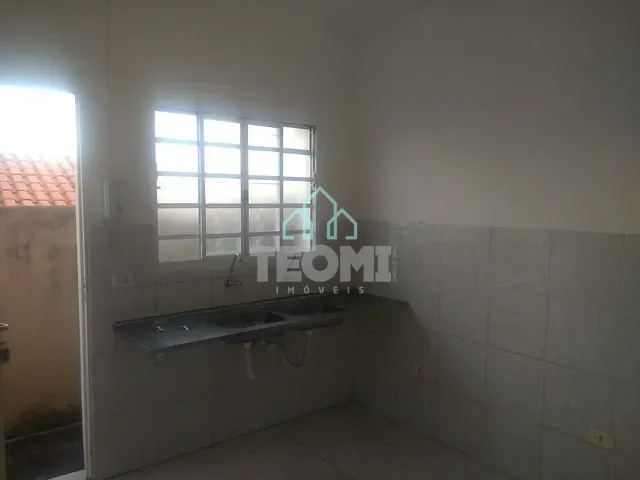 Casa com 125m² 2 quartos e 2 banheiros, à venda, no bairro Jardim Continental em Taubaté