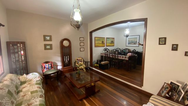 Casa com 190m² 3 quartos e 3 banheiros, à venda, no bairro Centro em Cabo Frio