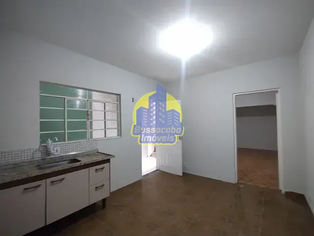 Casa com 55m² 2 quartos e 1 banheiro, para alugar, no bairro Jaguaribe em Osasco