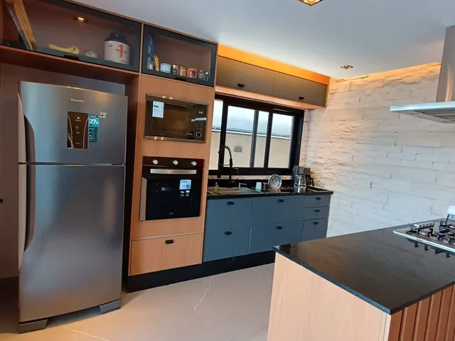 Casa 3 quartos e 5 banheiros, para alugar, no bairro Mogi Moderno em Mogi das Cruzes