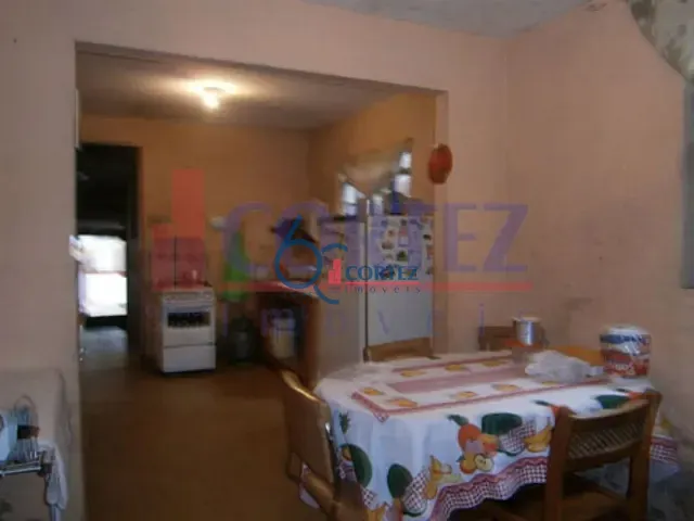 Casa com 180m² 1 quarto e 1 banheiro, à venda, no bairro Vila Aparecida em Rio Claro