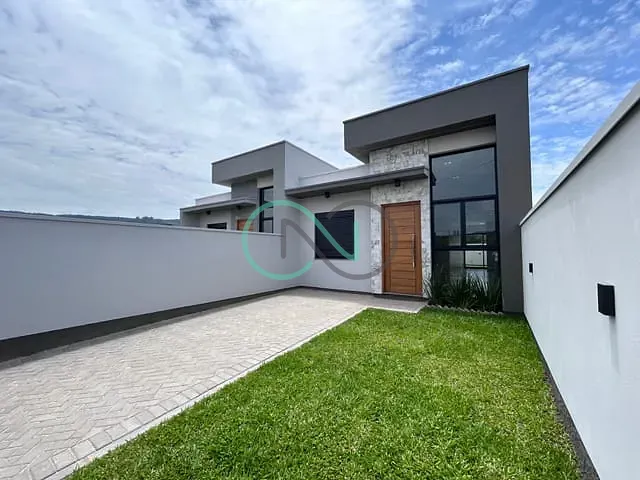 Casa 2 quartos e 1 banheiro, à venda, no bairro Centenário em Sapiranga